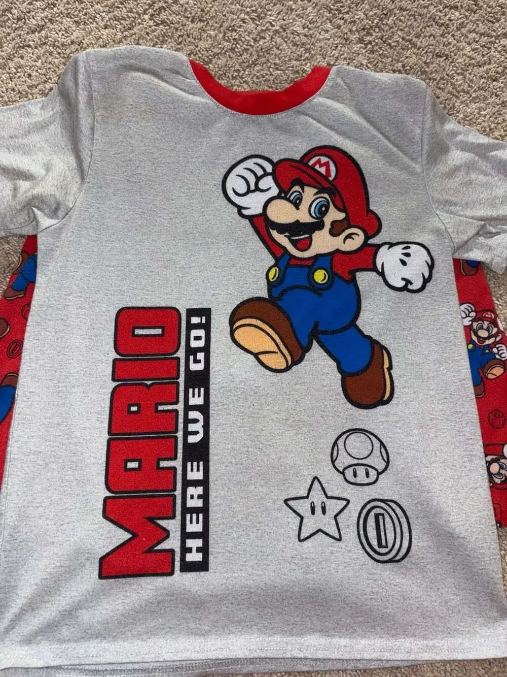Super Mario Here We Go Boys 2-Piece Pajama Shirt and Shorts Set Size 10/12
